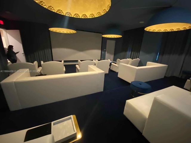 2000 Metropica Way 804, Sunrise, FL 33323