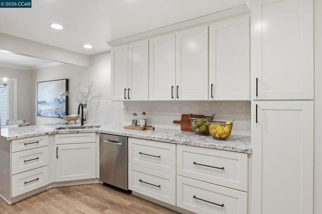 282 Windstream Pl, Danville, CA 94526