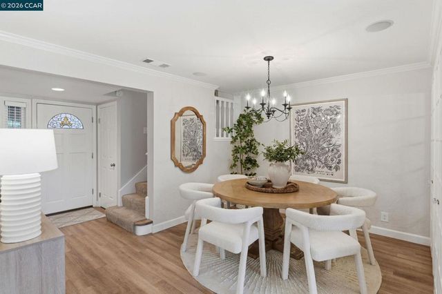 282 Windstream Pl, Danville, CA 94526