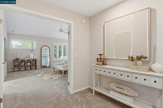 282 Windstream Pl, Danville, CA 94526