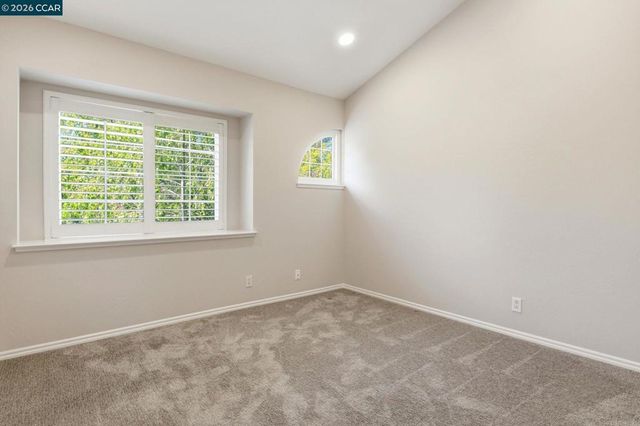282 Windstream Pl, Danville, CA 94526