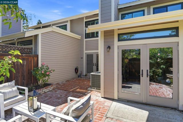 282 Windstream Pl, Danville, CA 94526