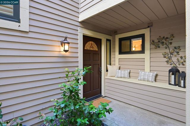 282 Windstream Pl, Danville, CA 94526