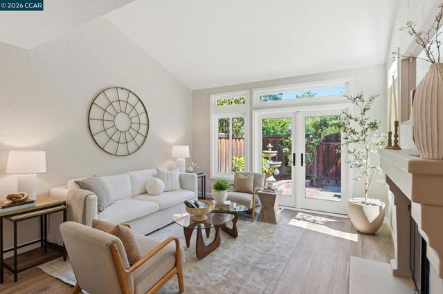282 Windstream Pl, Danville, CA 94526