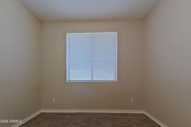 6619 W GOLDEN Lane, Glendale, AZ 85302