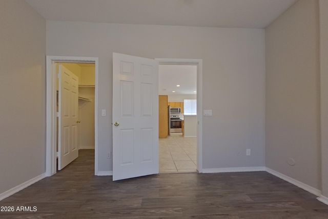 6619 W GOLDEN Lane, Glendale, AZ 85302