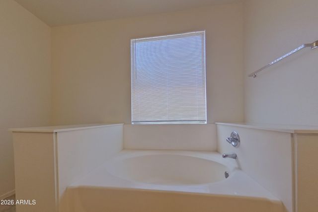 6619 W GOLDEN Lane, Glendale, AZ 85302