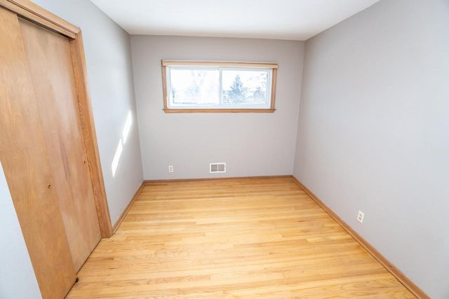 6349 Nabob DRIVE, West Bend, WI 53095