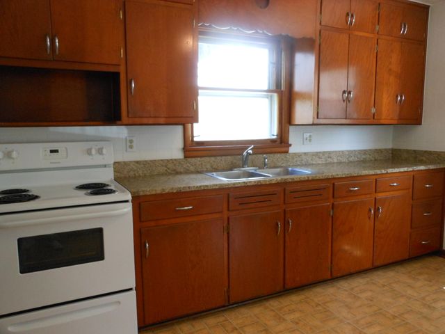 22 N Plum Street 22 N Plum Street, Phillipsburg, OH 45354
