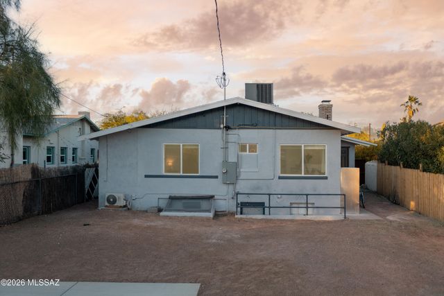 1824 E 7th Street, Tucson, AZ 85719