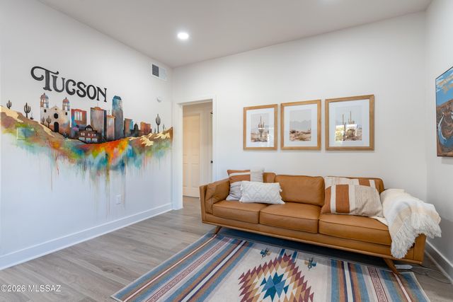 1824 E 7th Street, Tucson, AZ 85719