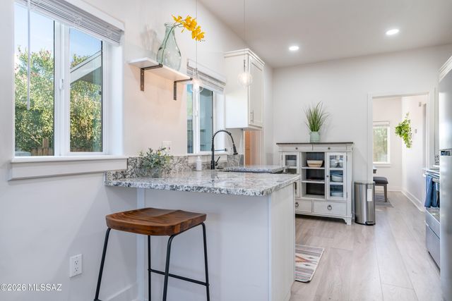 1824 E 7th Street, Tucson, AZ 85719