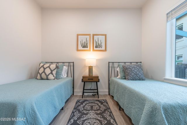 1824 E 7th Street, Tucson, AZ 85719