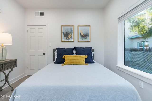 1824 E 7th Street, Tucson, AZ 85719