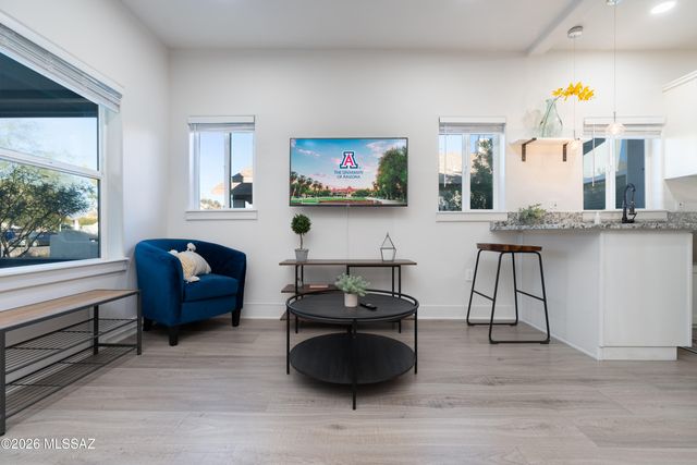 1824 E 7th Street, Tucson, AZ 85719
