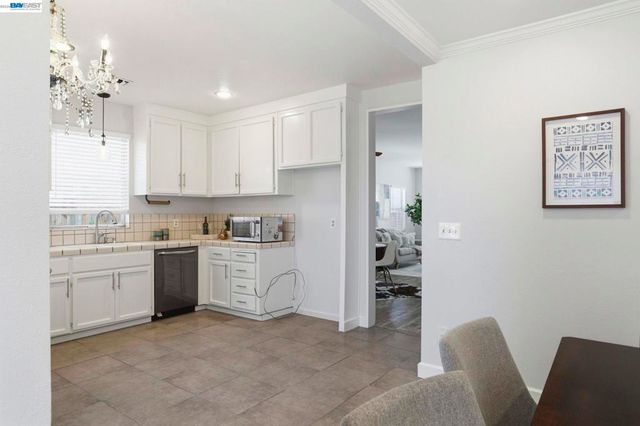 761 Heritage Pl, Tracy, CA 95377