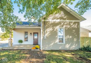 412 Academy Avenue, Spiceland, IN 47385