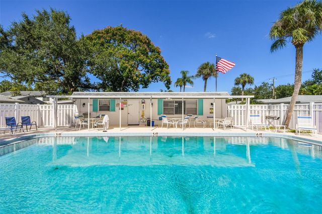 6026 LILLI WAY, Bradenton, FL 34207