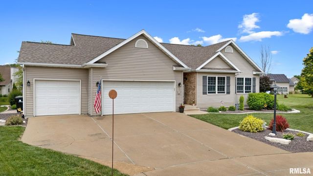 1615 ASPEN Drive, Washington, IL 61571