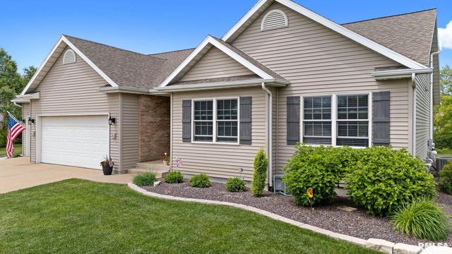 1615 ASPEN Drive, Washington, IL 61571