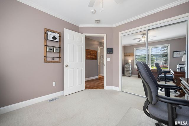 1615 ASPEN Drive, Washington, IL 61571