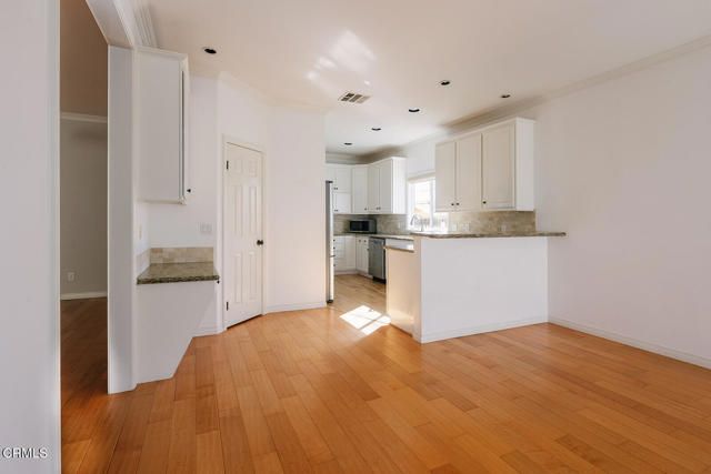 2409 Olive Avenue, La Crescenta, CA 91214