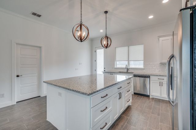 4017 Gallivant Drive, Granbury, TX 76049