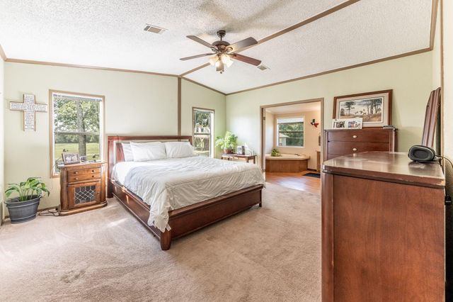 34 Harding Road, Huntsville, TX 77340