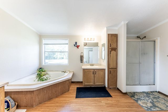 34 Harding Road, Huntsville, TX 77340