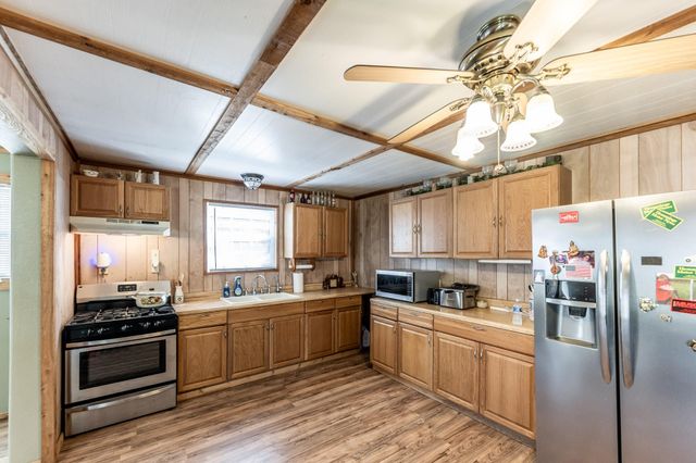 34 Harding Road, Huntsville, TX 77340