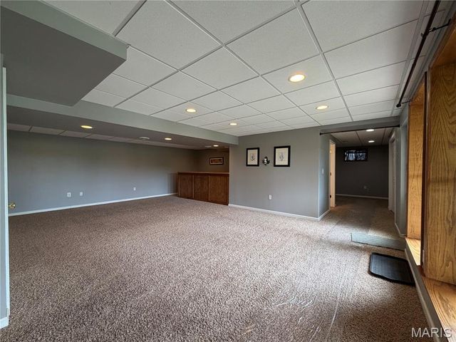 102 Winter Valley Drive, Fenton, MO 63026