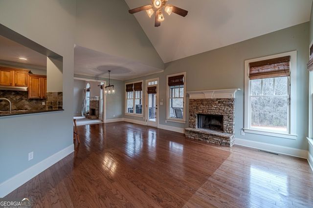 1141 Ivey Brook Drive, Bethlehem, GA 30620