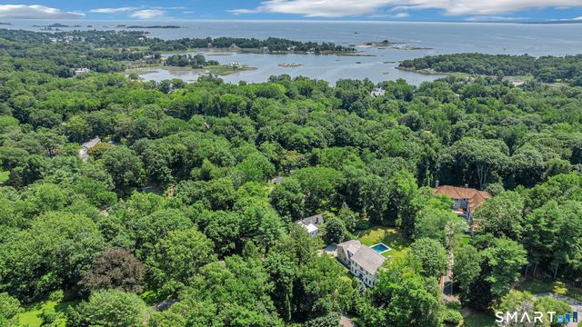 13 Sunswyck Road, Darien, CT 06820
