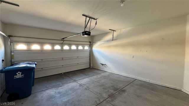 5035 Lakewood Creek Avenue, Las Vegas, NV 89141