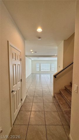 5035 Lakewood Creek Avenue, Las Vegas, NV 89141