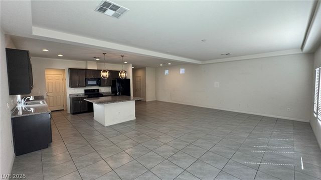 5035 Lakewood Creek Avenue, Las Vegas, NV 89141