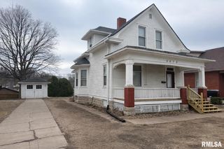 2072 BROADWAY Street, Quincy, IL 62301