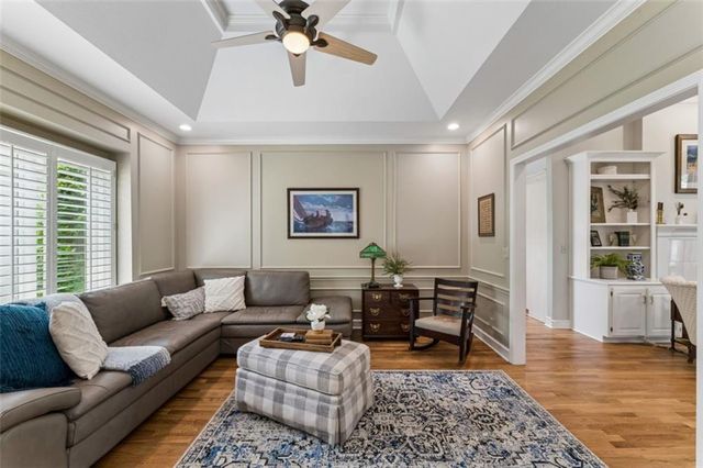 12605 Cedar Street, Leawood, KS 66209