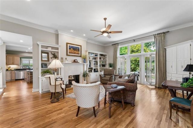 12605 Cedar Street, Leawood, KS 66209