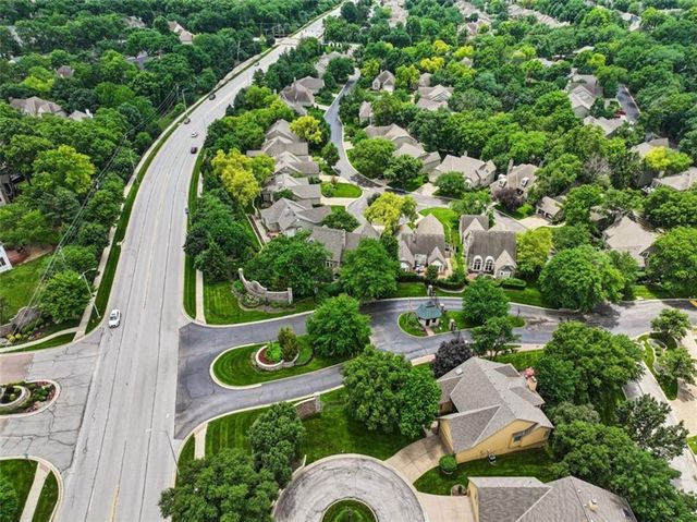 12605 Cedar Street, Leawood, KS 66209