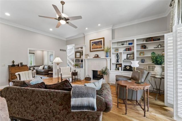 12605 Cedar Street, Leawood, KS 66209