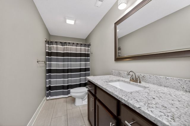 1507 NW Seasons Drive, Ankeny, IA 50023