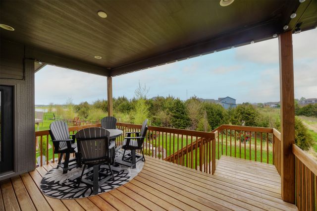 1507 NW Seasons Drive, Ankeny, IA 50023