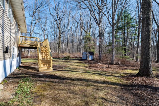 12 Blueberry Lane, Stormville, NY 12582