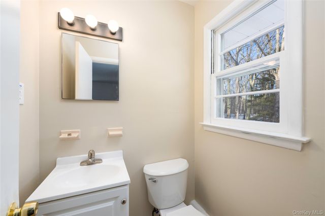 12 Blueberry Lane, Stormville, NY 12582