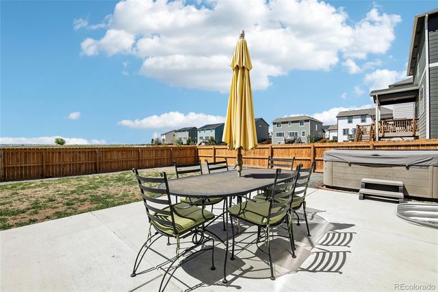 2398 Pineywoods Street, Mead, CO 80542