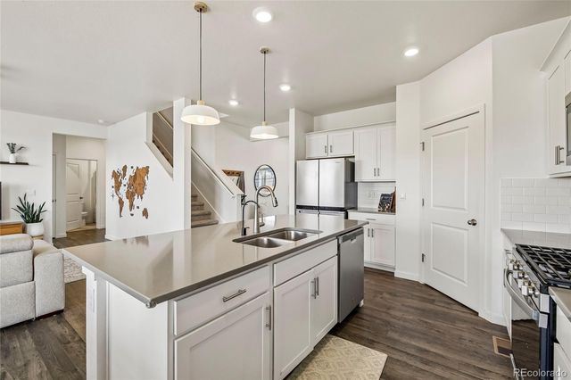 2398 Pineywoods Street, Mead, CO 80542