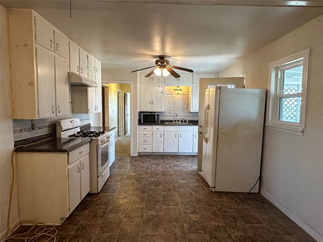 200 County Road 336, Goldthwaite, TX 76844