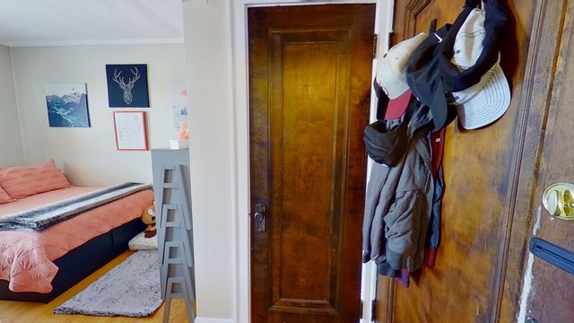 6813 21st Street 1403, Berwyn, IL 60402