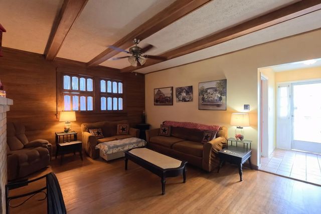 413 Elm Street, Ravenna, KY 40472